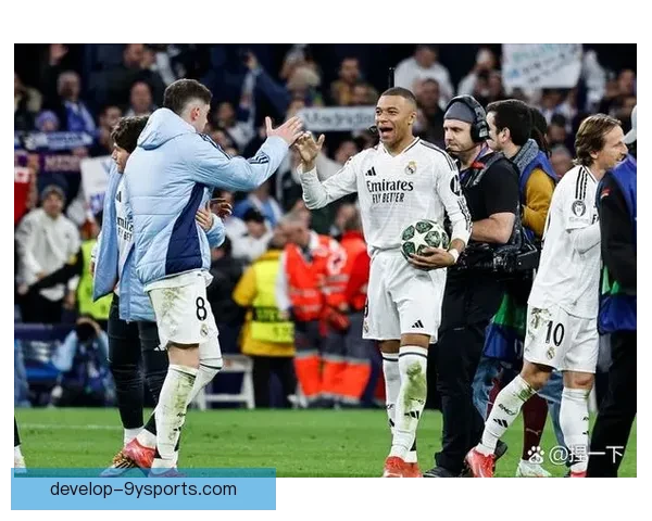 曼城逆转夺冠激战回顾 关键球员表现引发热议