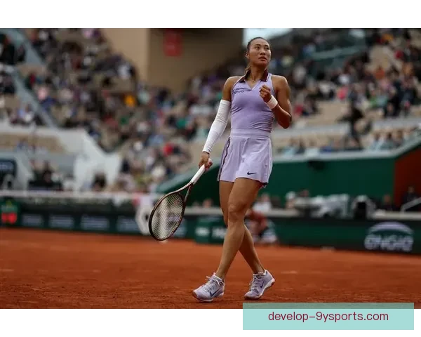 网球赛季最新动态：世界顶尖选手争夺重大赛事桂冠全纪录